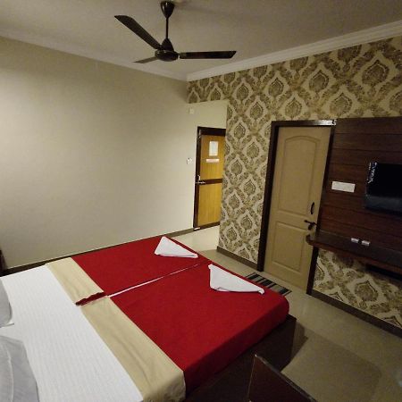 Vyavahar Lodge أودوبي المظهر الخارجي الصورة