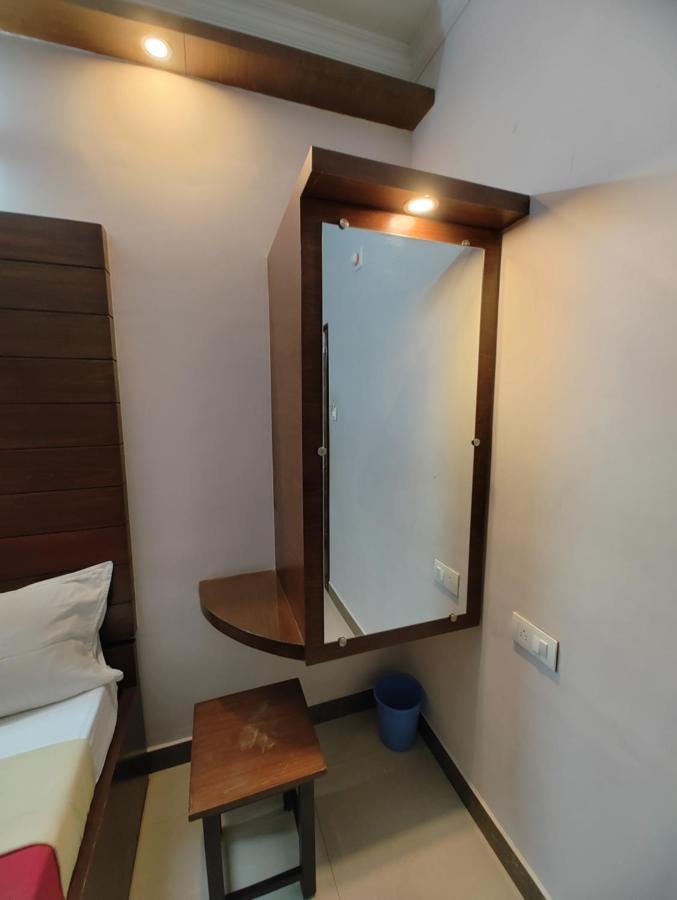 Vyavahar Lodge أودوبي المظهر الخارجي الصورة