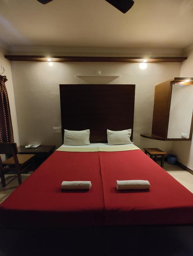 Vyavahar Lodge أودوبي المظهر الخارجي الصورة