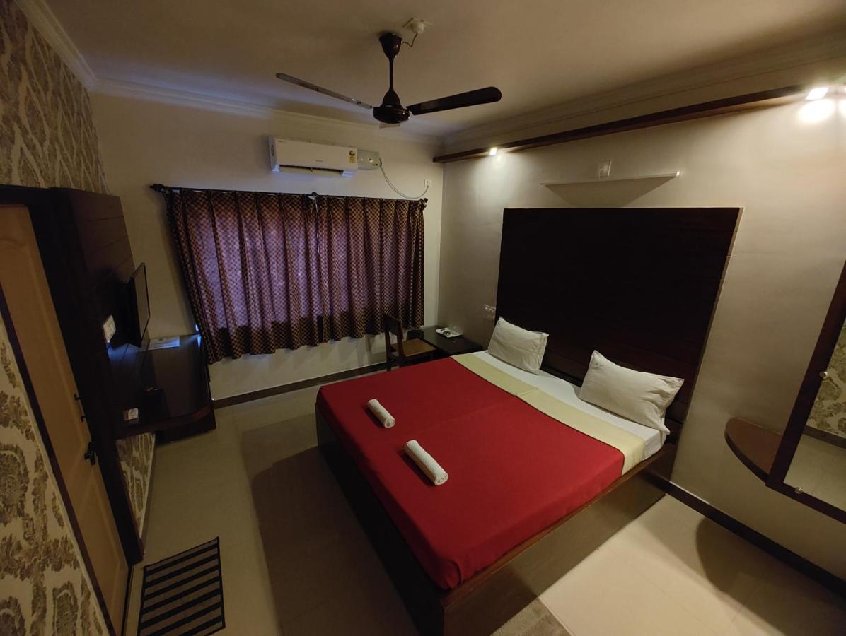 Vyavahar Lodge أودوبي المظهر الخارجي الصورة